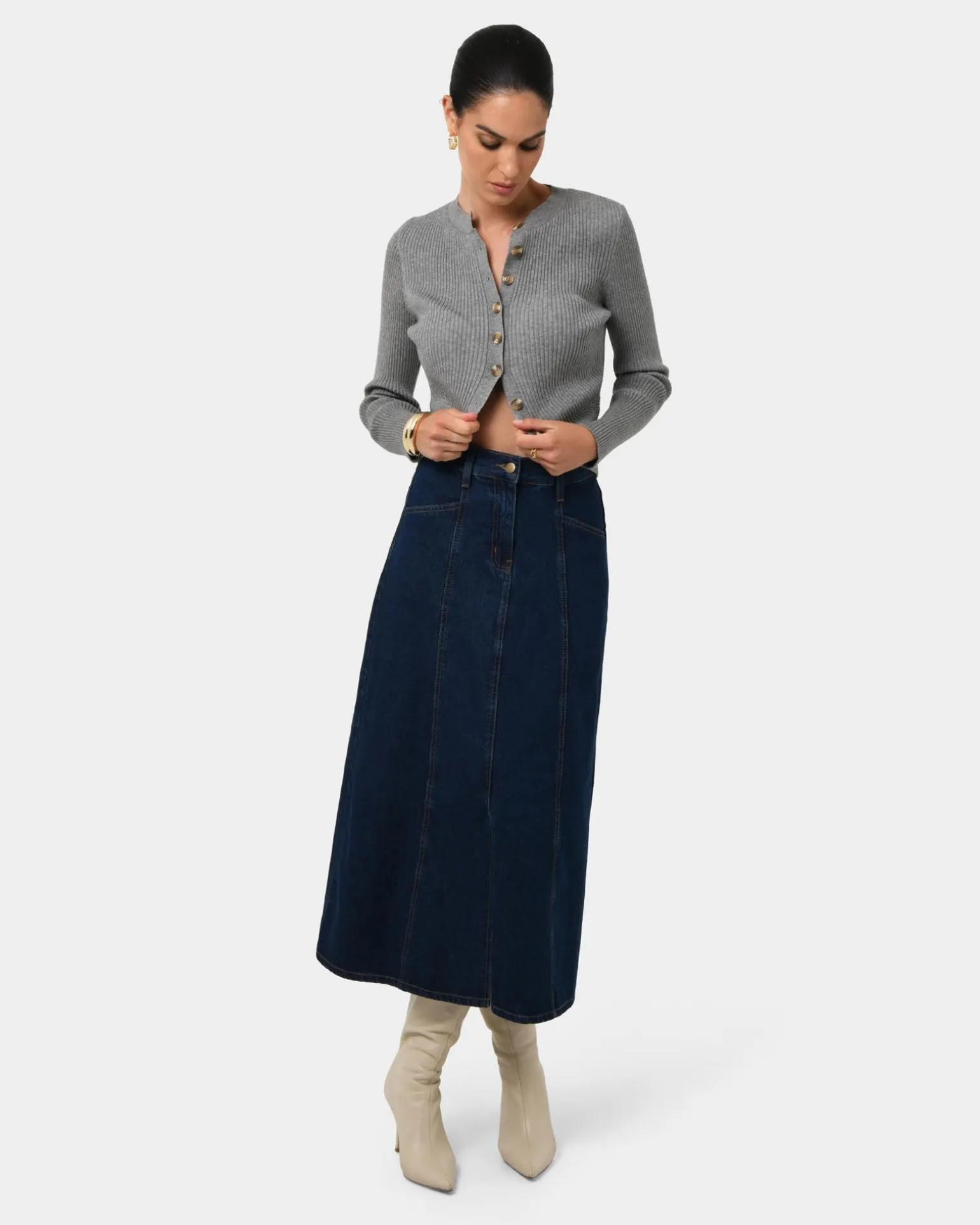 Abaya Button Crop Knit