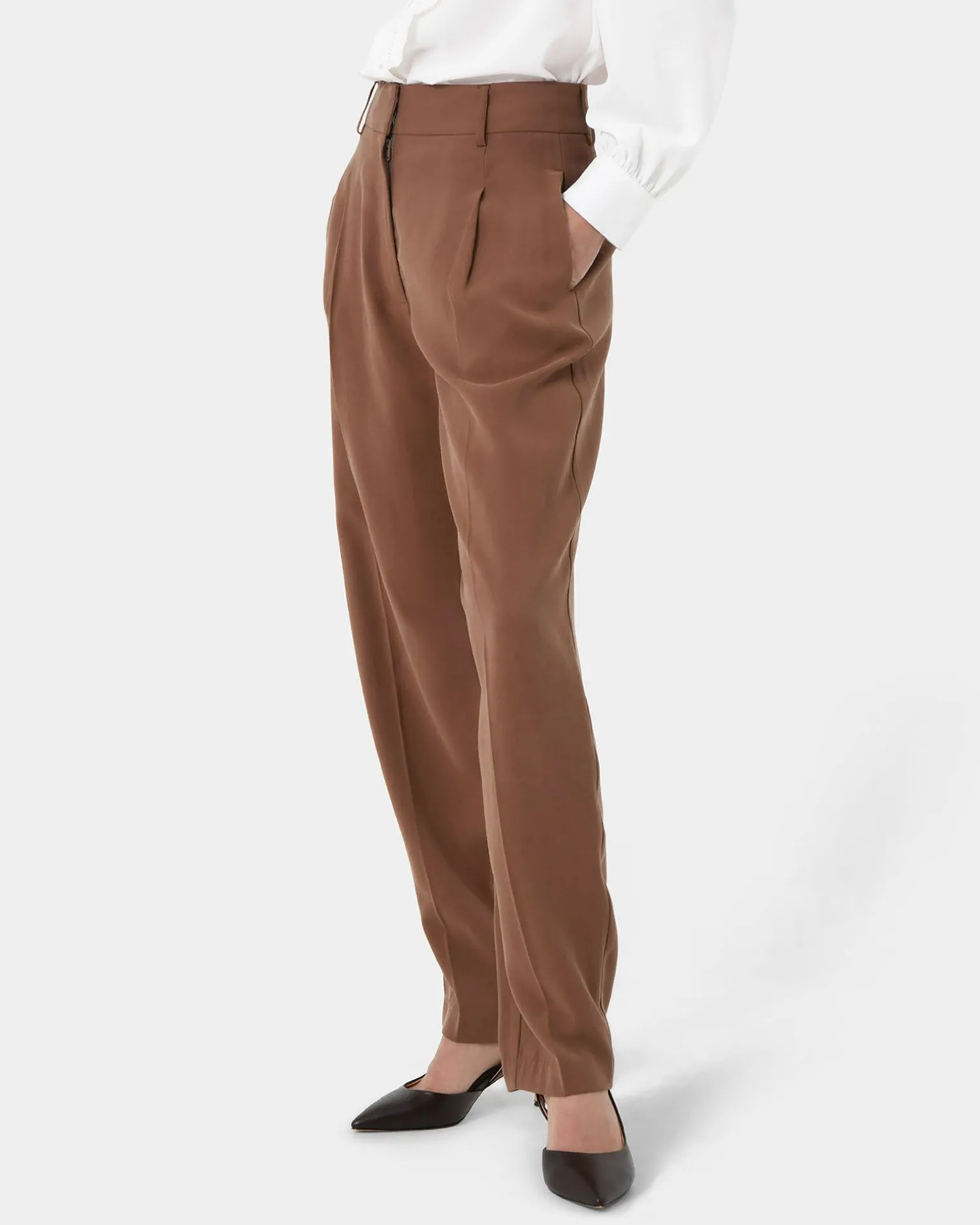 Hazel Belted Tapered Pant