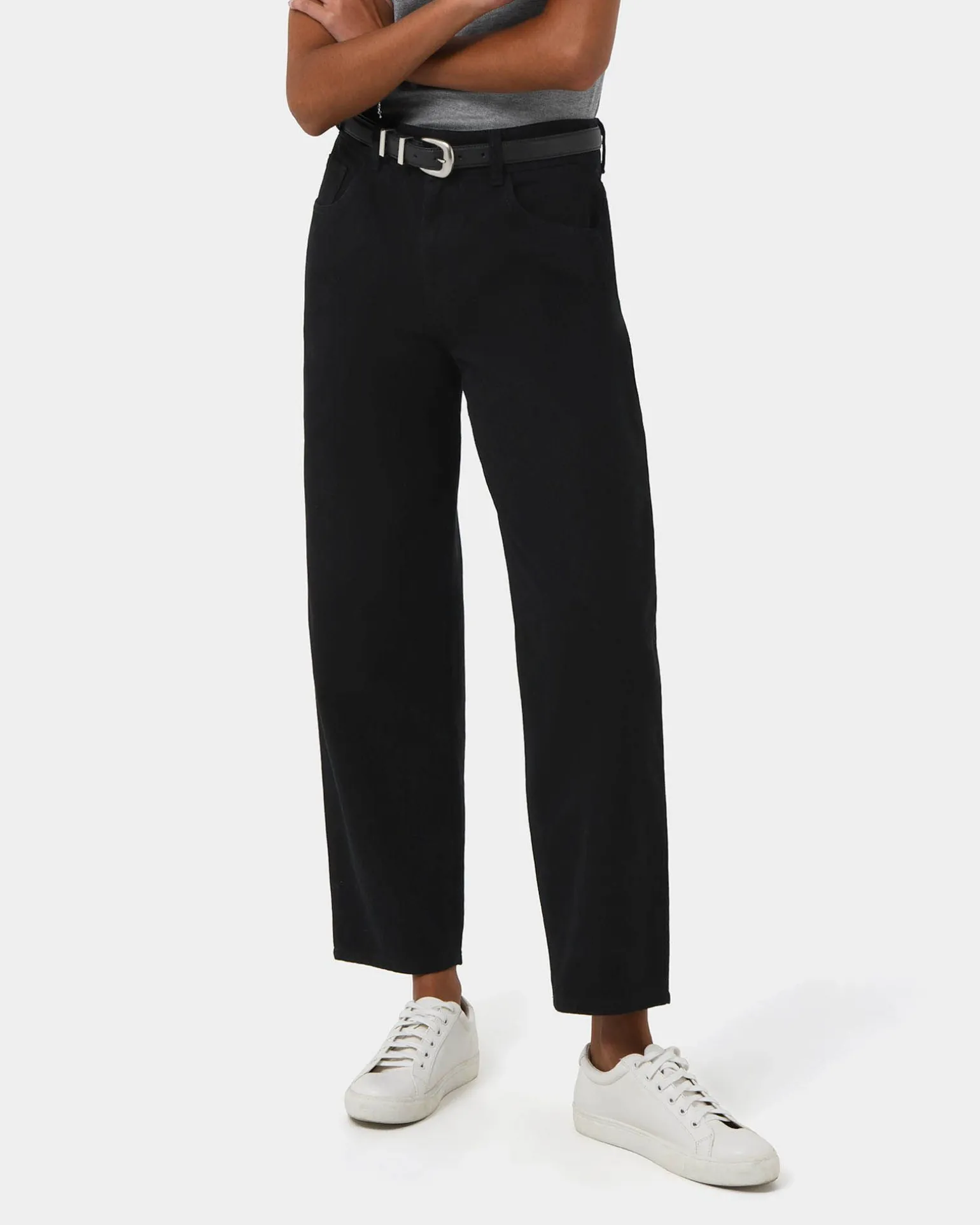 Leighton Barrel Leg Jeans