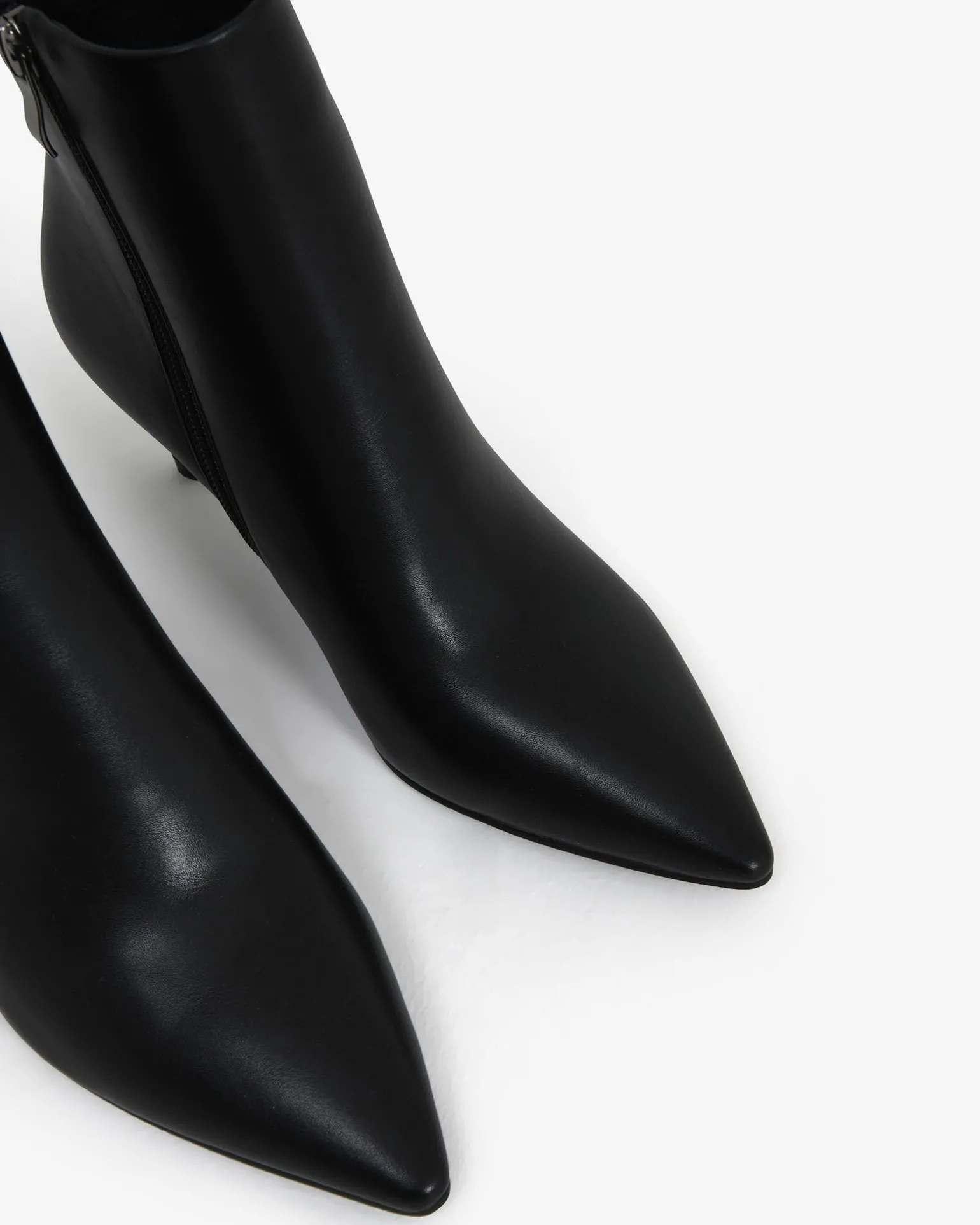 Luxie Pointed Ankle Boots
