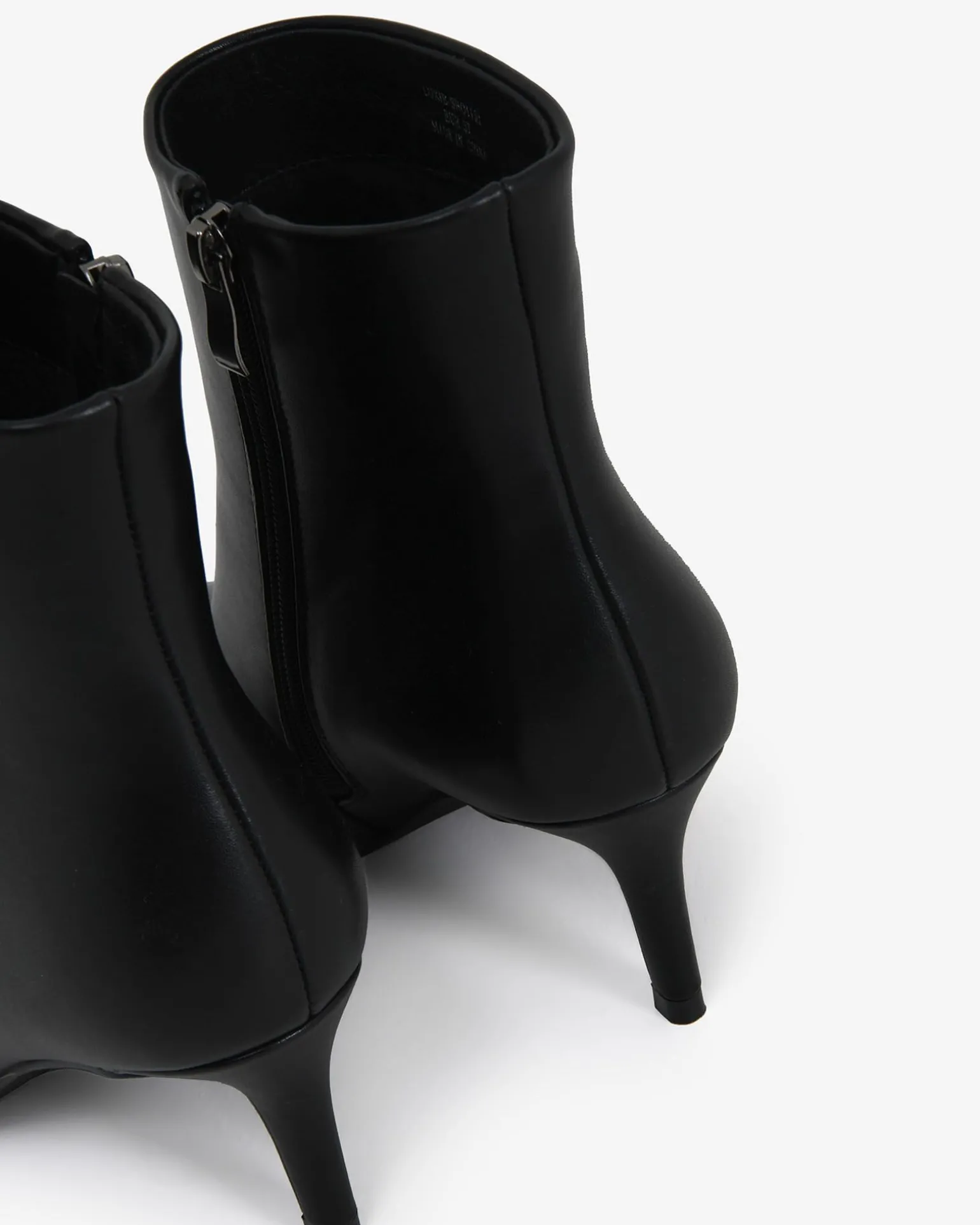 Luxie Pointed Ankle Boots