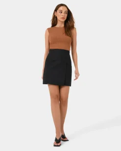 Nia Mini Linen Skirt