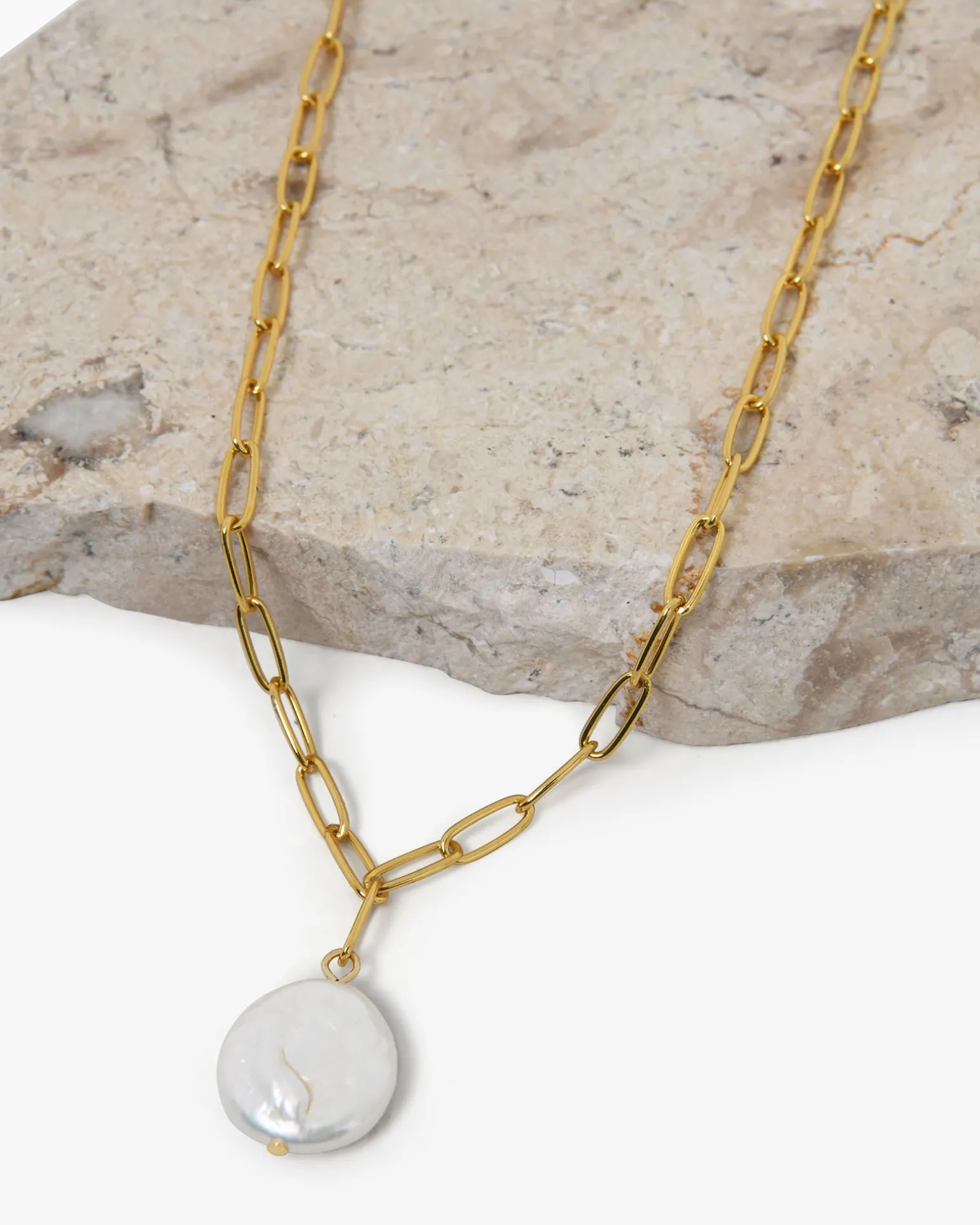 Noa Pearl Chain Necklace