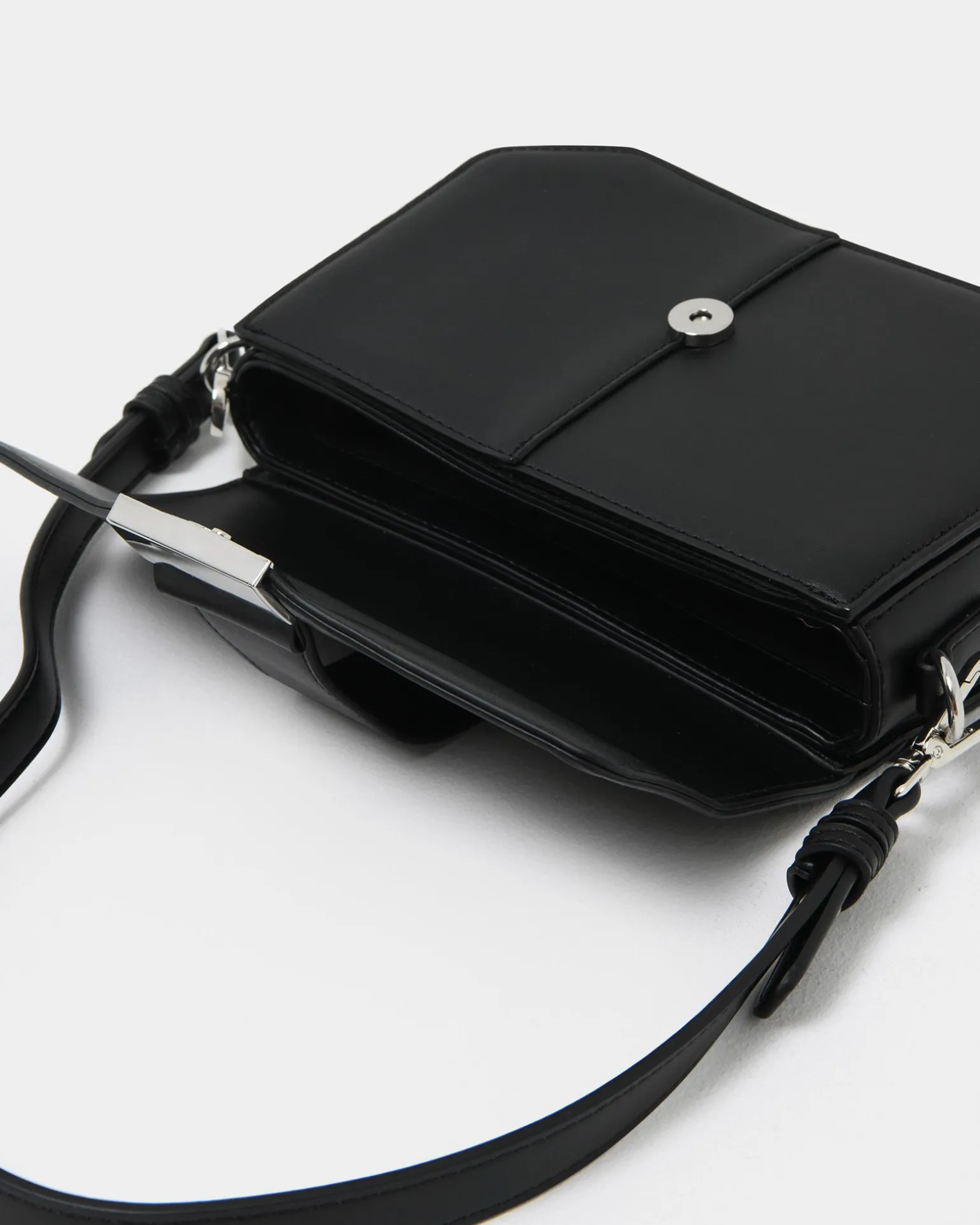 Rebeca Cross Body Bag