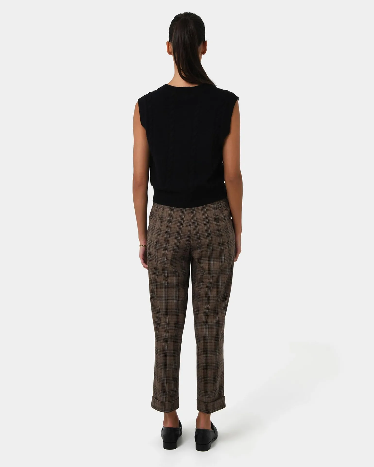Rulia V-neck Knit Vest