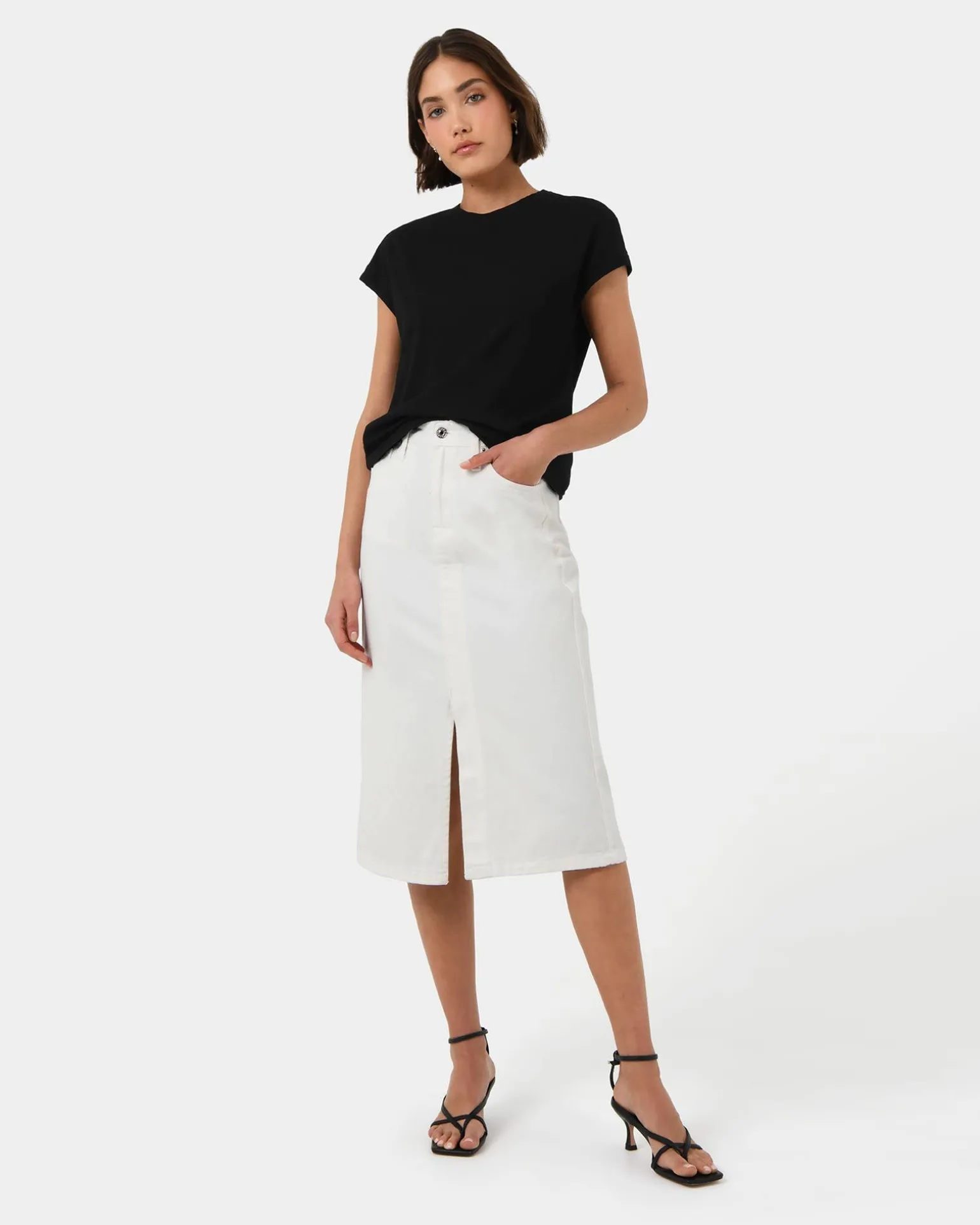Sara Cotton Tee