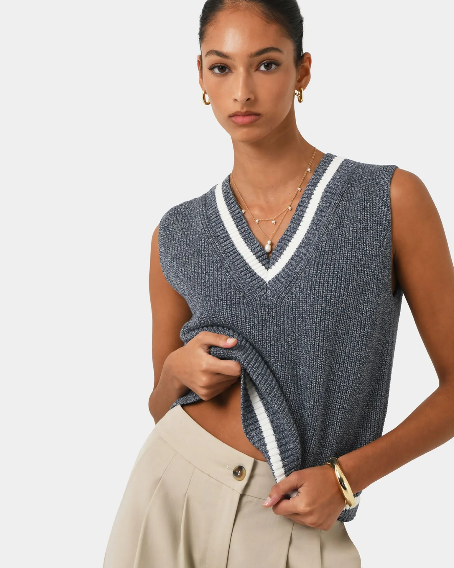 Sarah V-neck Knit