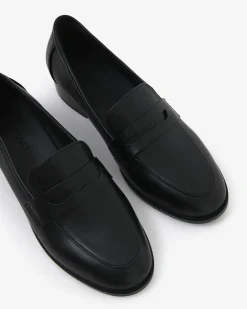 Sienna Classic Loafer