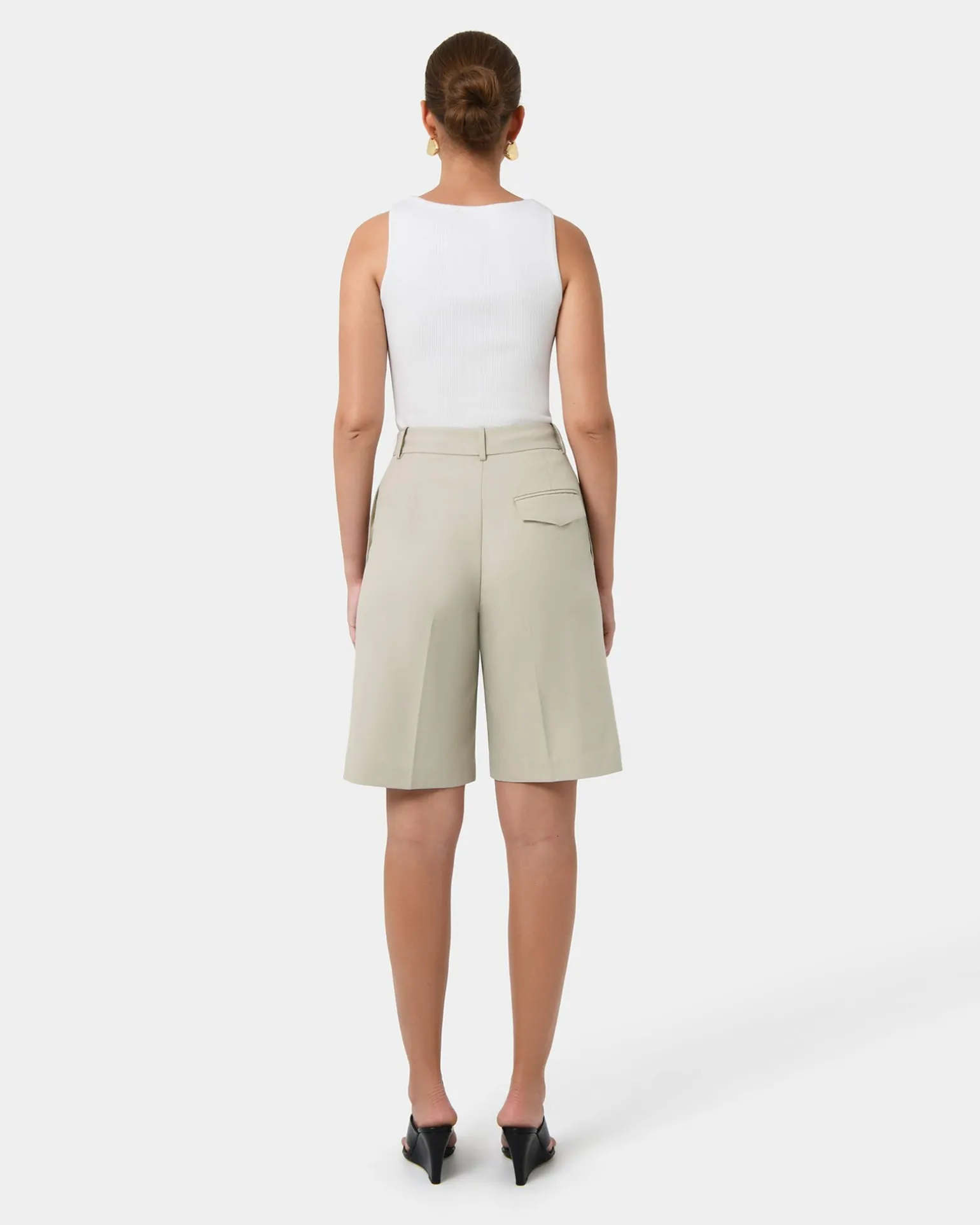Sonique Tailored Short