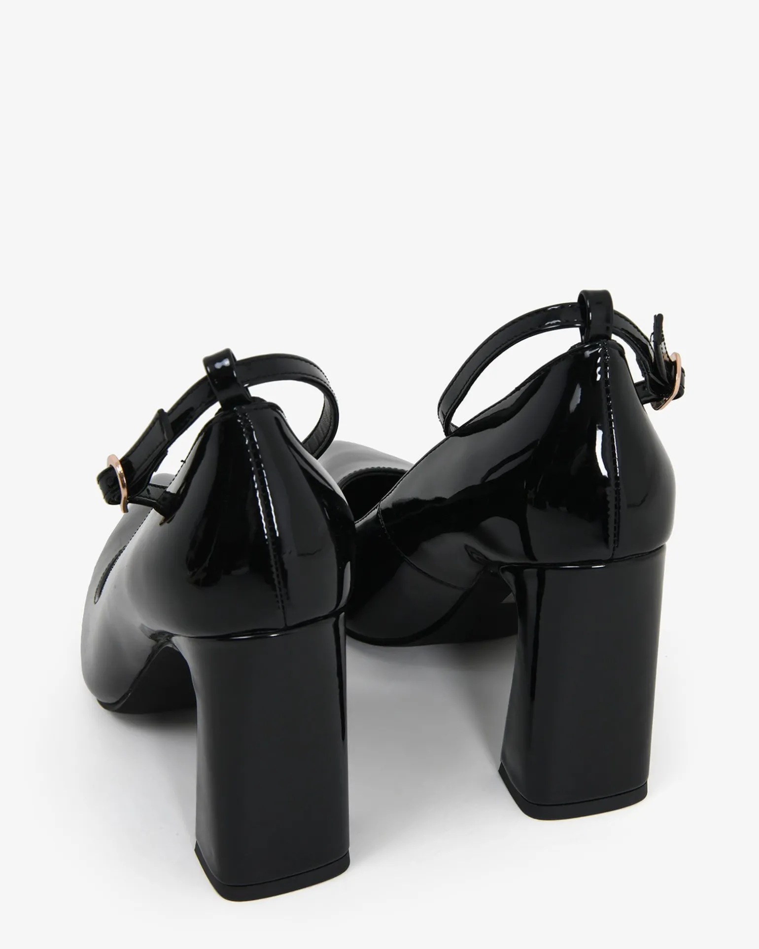 Vera Block Heel Point