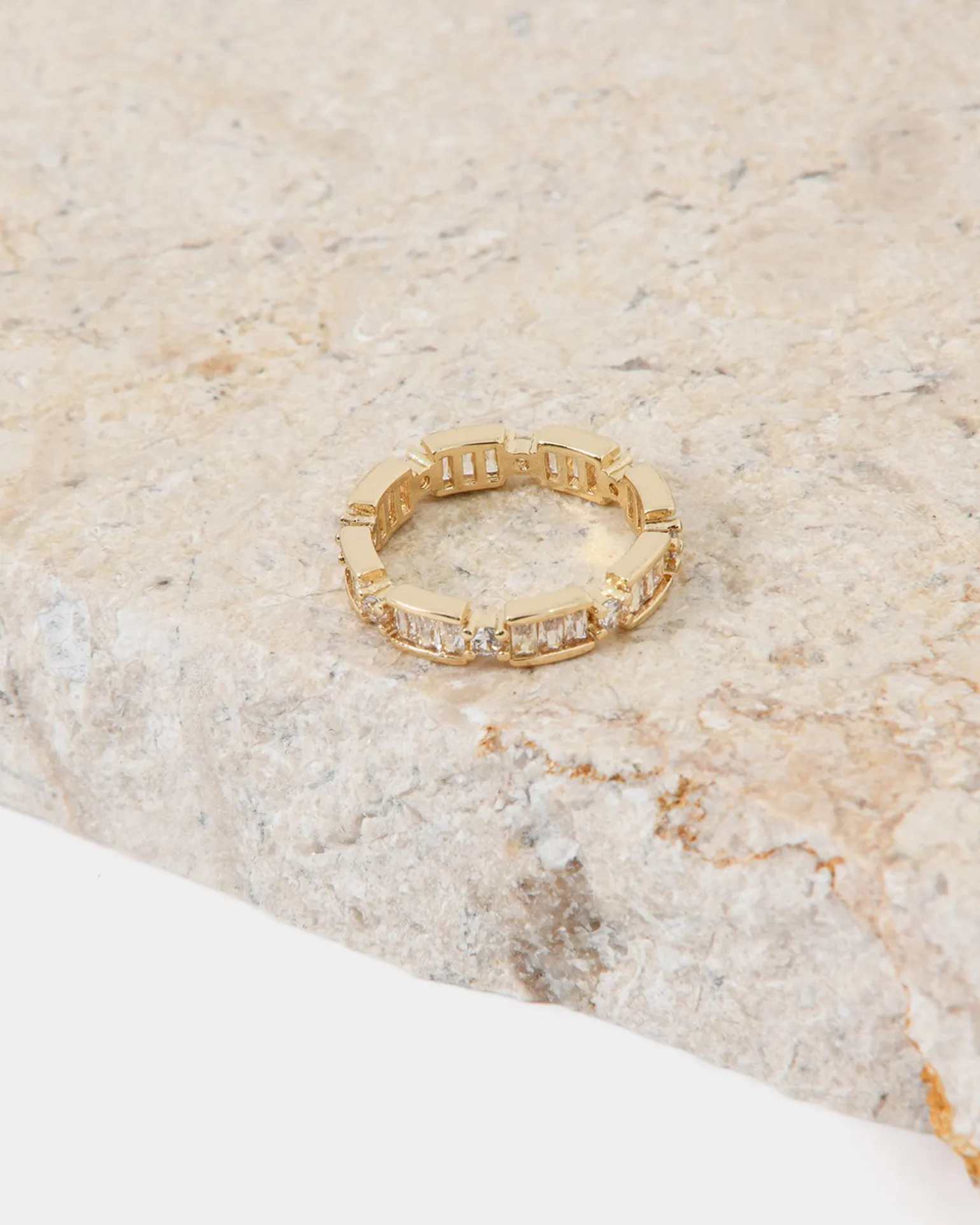Violett 16k Gold Plated Ring