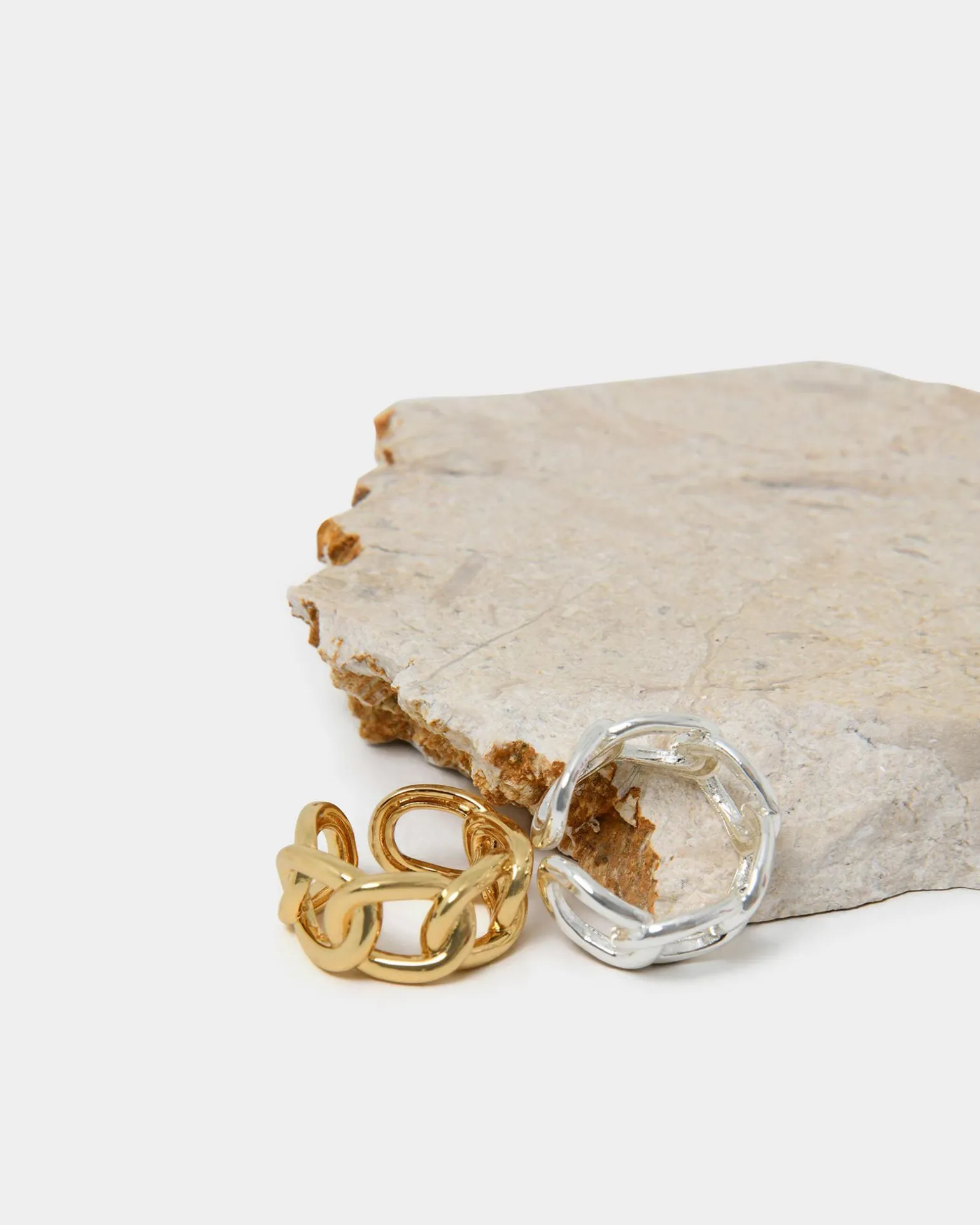 Wonder Chain Ring